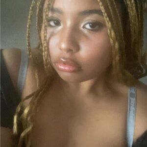 Meet your Posher, Teagan